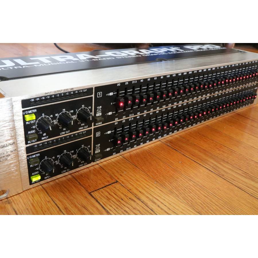 xBehringer-GEQ3102-ultra-graph
