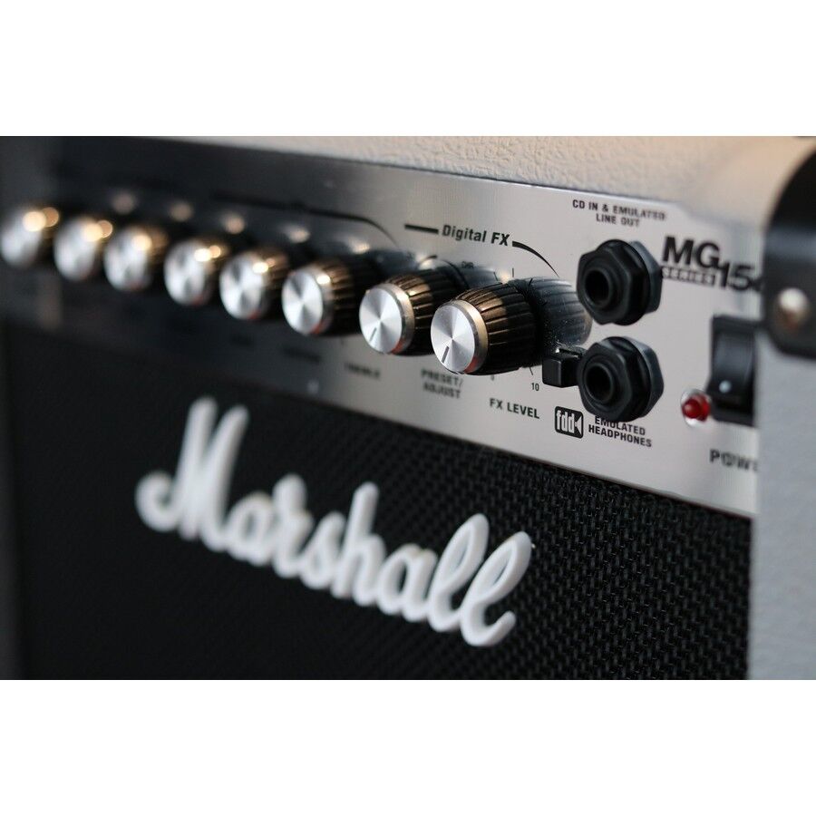 Marshall MG15DFX Silver Ltd Edition 2008 - Image 6